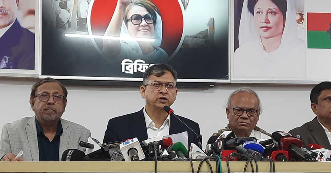 ‘মধ্যরাতে ছাড়বে’ তারেকের ফ্লাইট